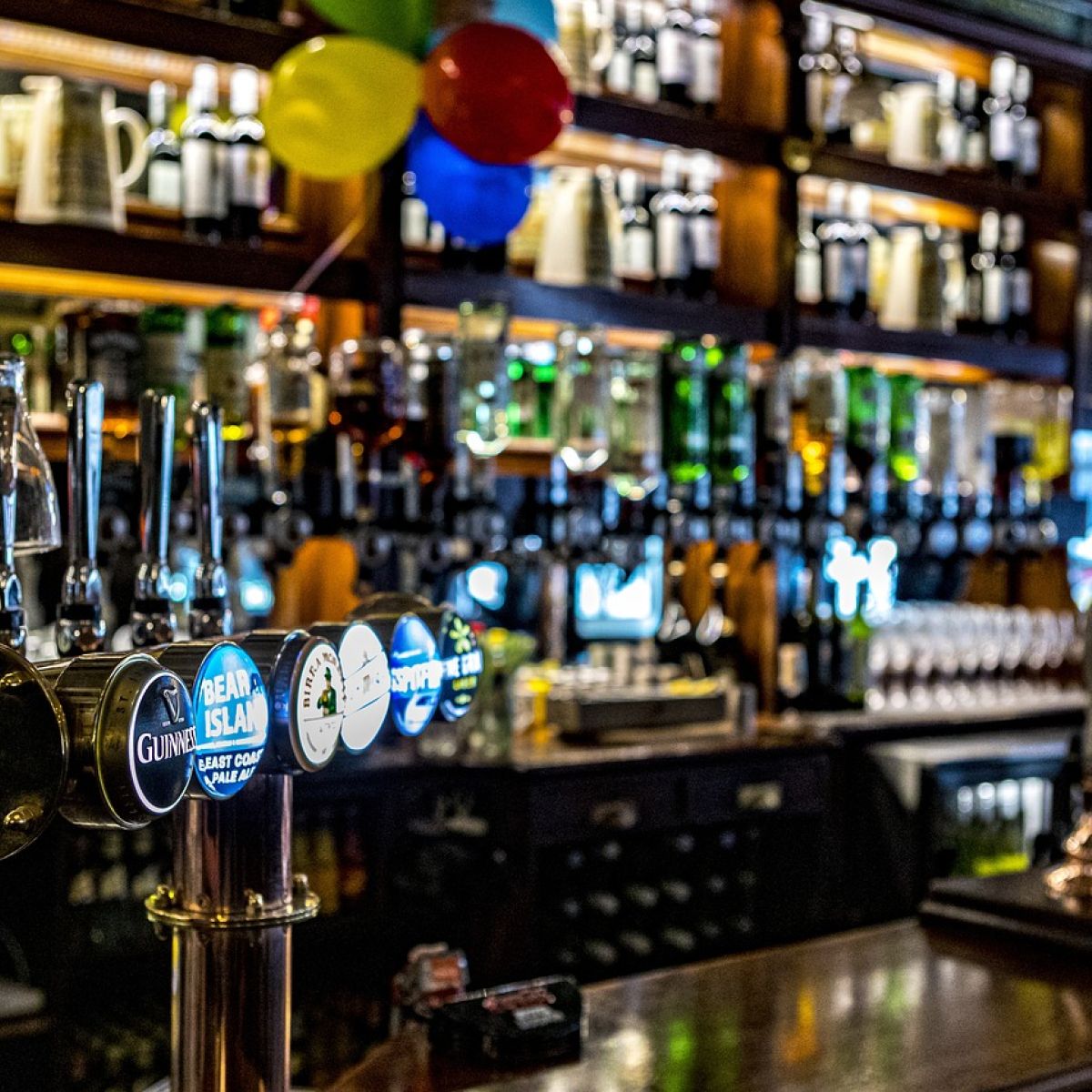 Robot-cameriere-per-pub